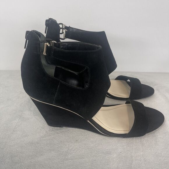 Alfani Wedge Sandals Black Velvet Size 9.5 Comfort Ankle Strap Back Zipper - Picture 2 of 10